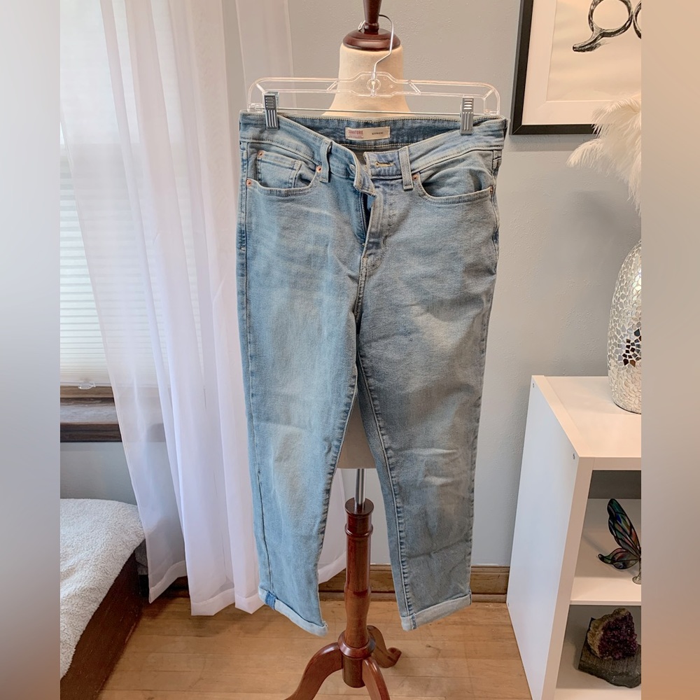 Signature by Levi’s Boyfriend Jeans Women’s Size 8-W29 Rolled Cuff Bottom